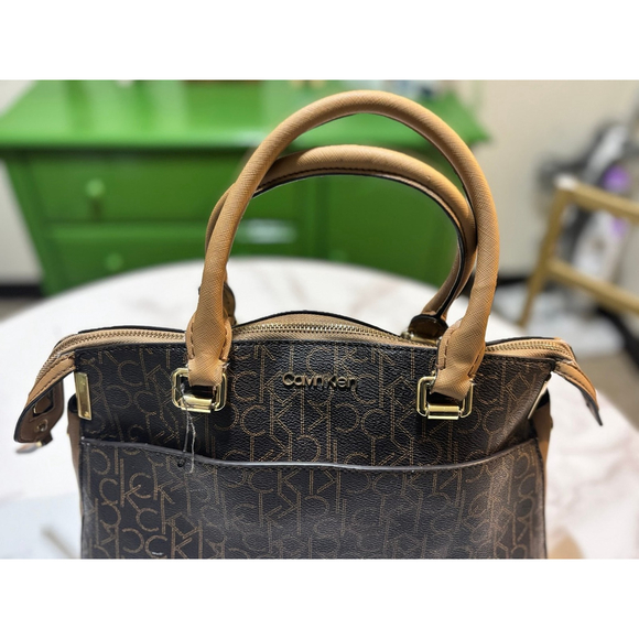 Calvin Klein satchel bag - Picture 3 of 8